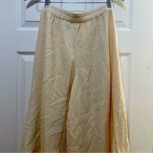 Free People cream color skirt/pants, wide leg.